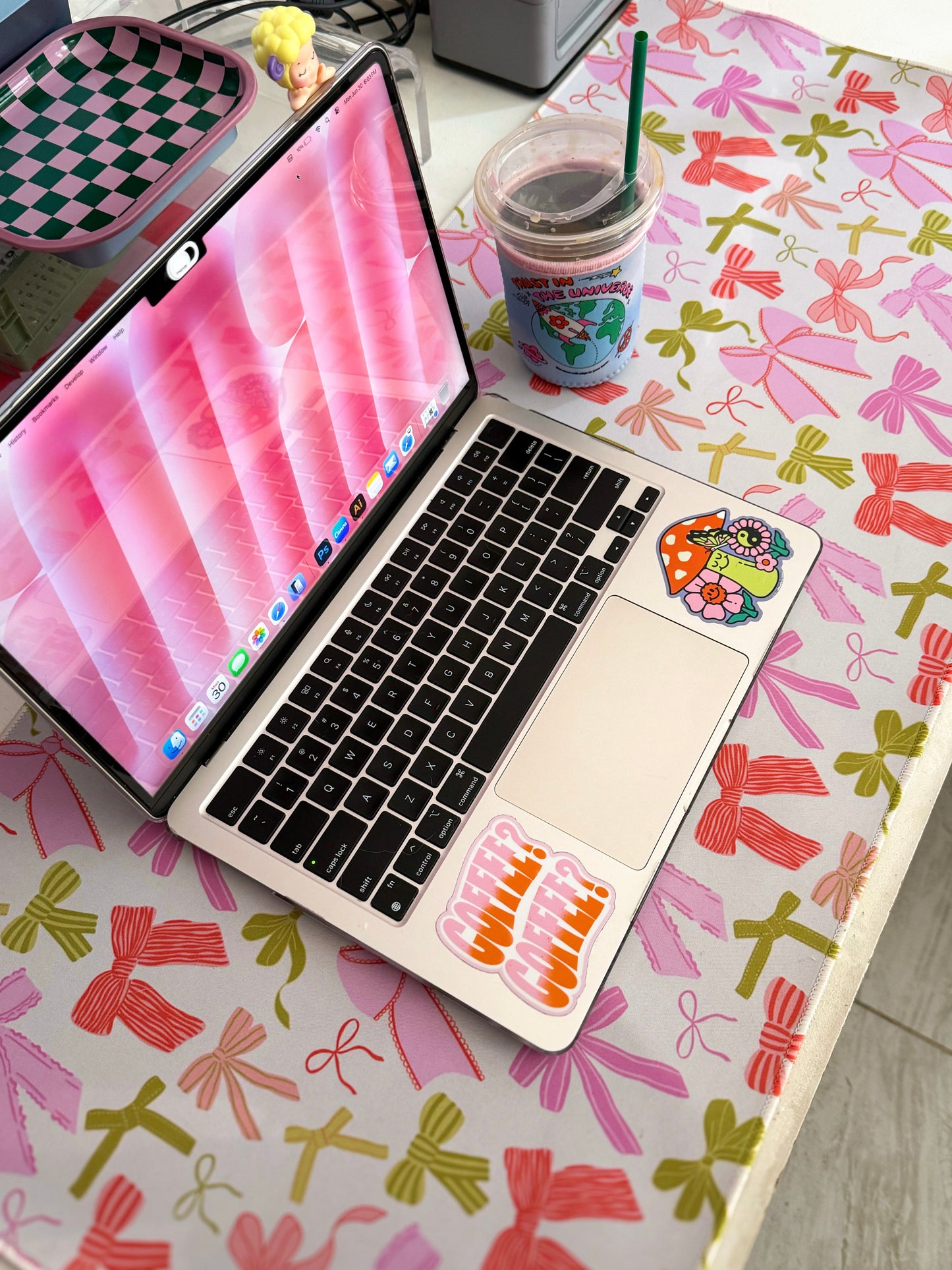 Bow - Desk Mat (Set of 2)