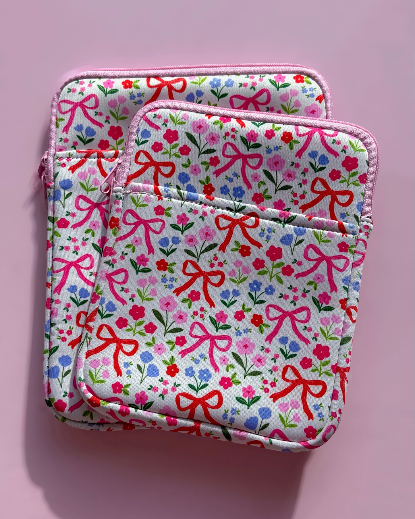 Bows and Flowers - Kindle/Book Sleeve