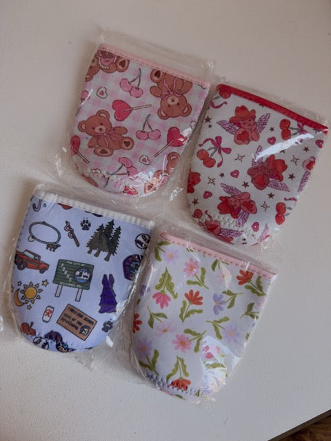 Medium Bundle #7 - Coffee Sleeve