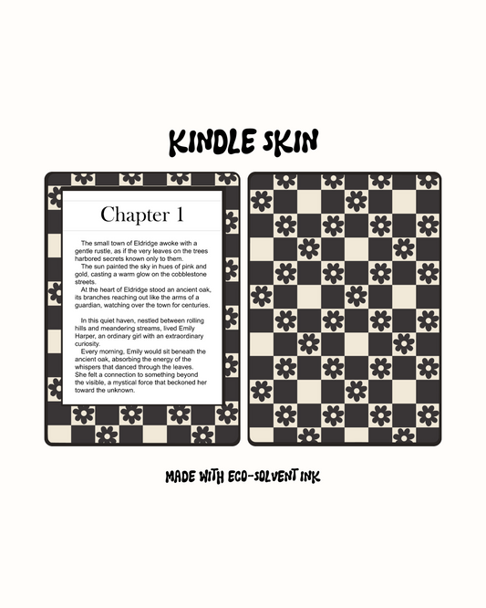 Checkered and flowers - Kindle Skin