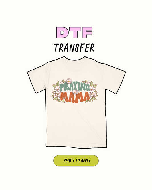 Mamá rezando - Transferencia DTF