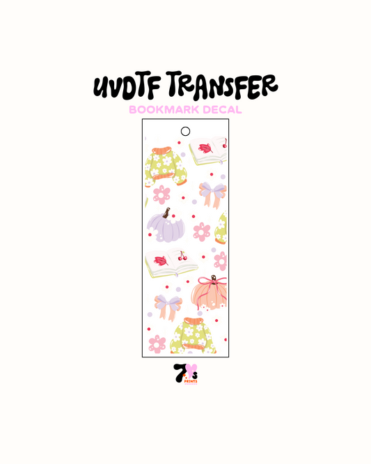 Green sweater fall - UVDTF Bookmark Decal