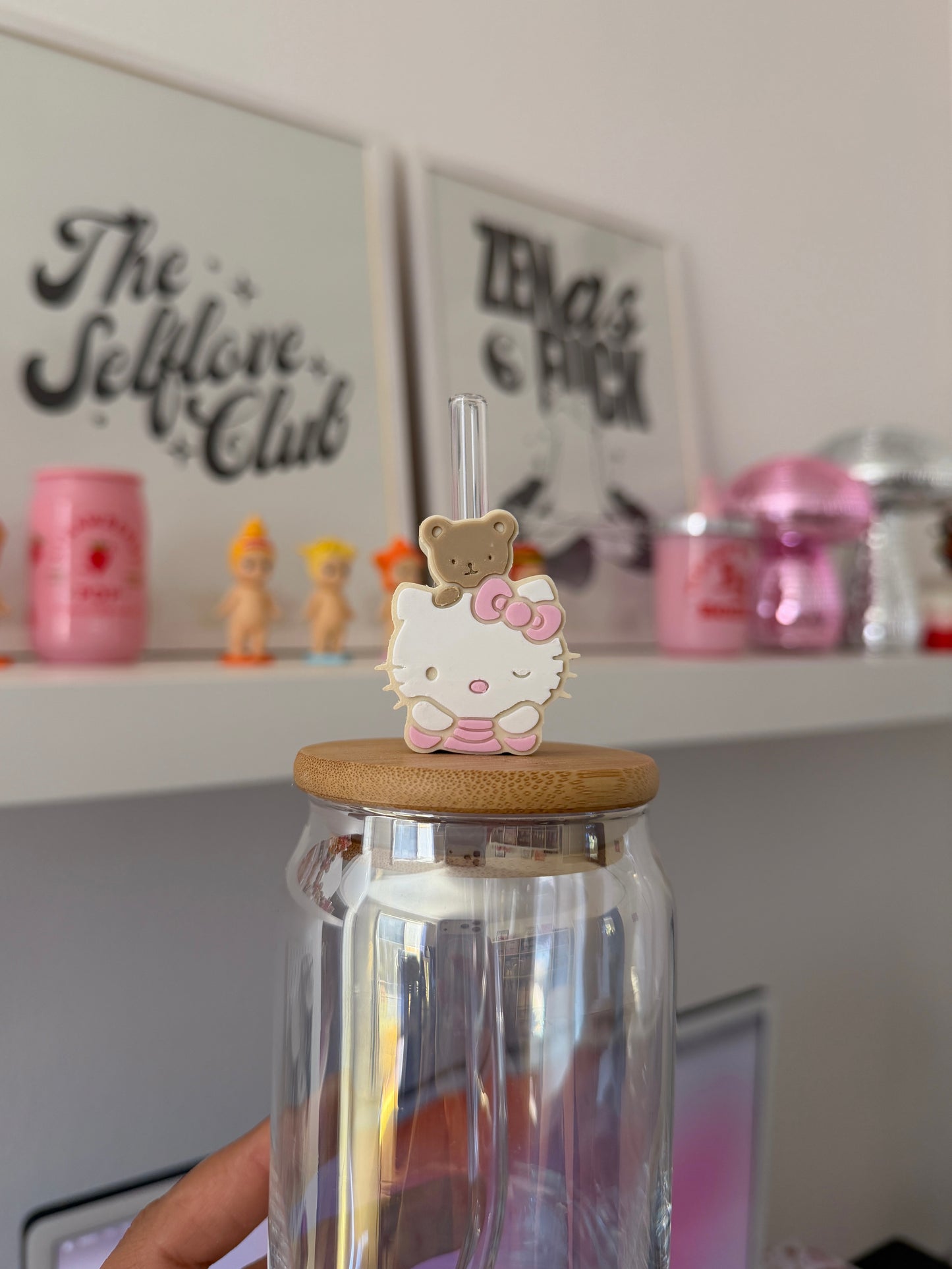 HK 3D Straw Topper