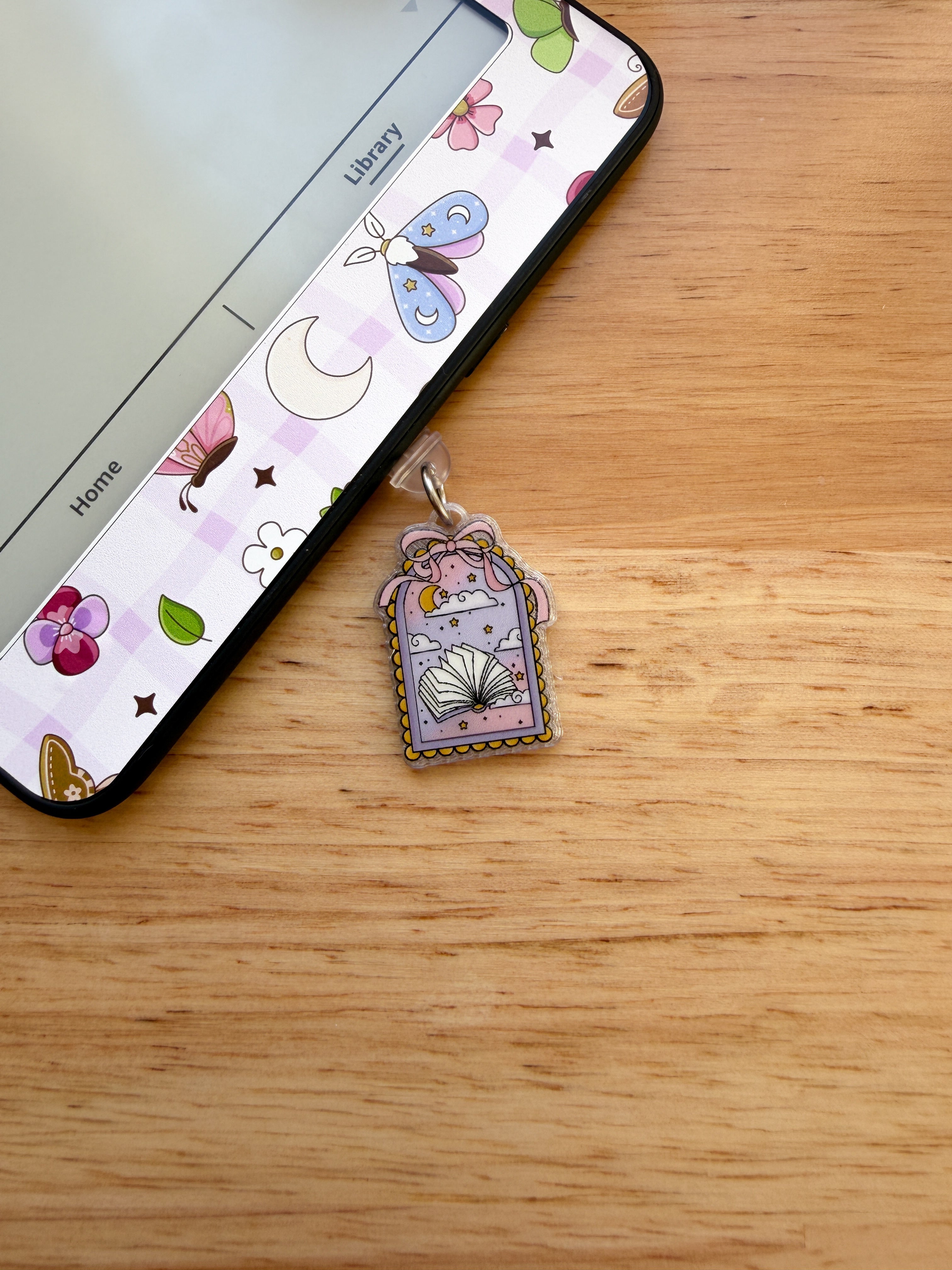 Book Frame Kindle Charm Set of 4