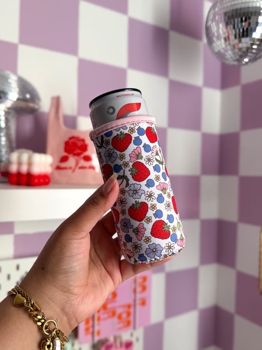 Strawberry and Blueberies - Slim can Sleeve