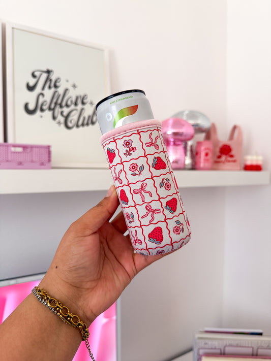 Strawberry and Flowers - Slim can Sleeve set of 4