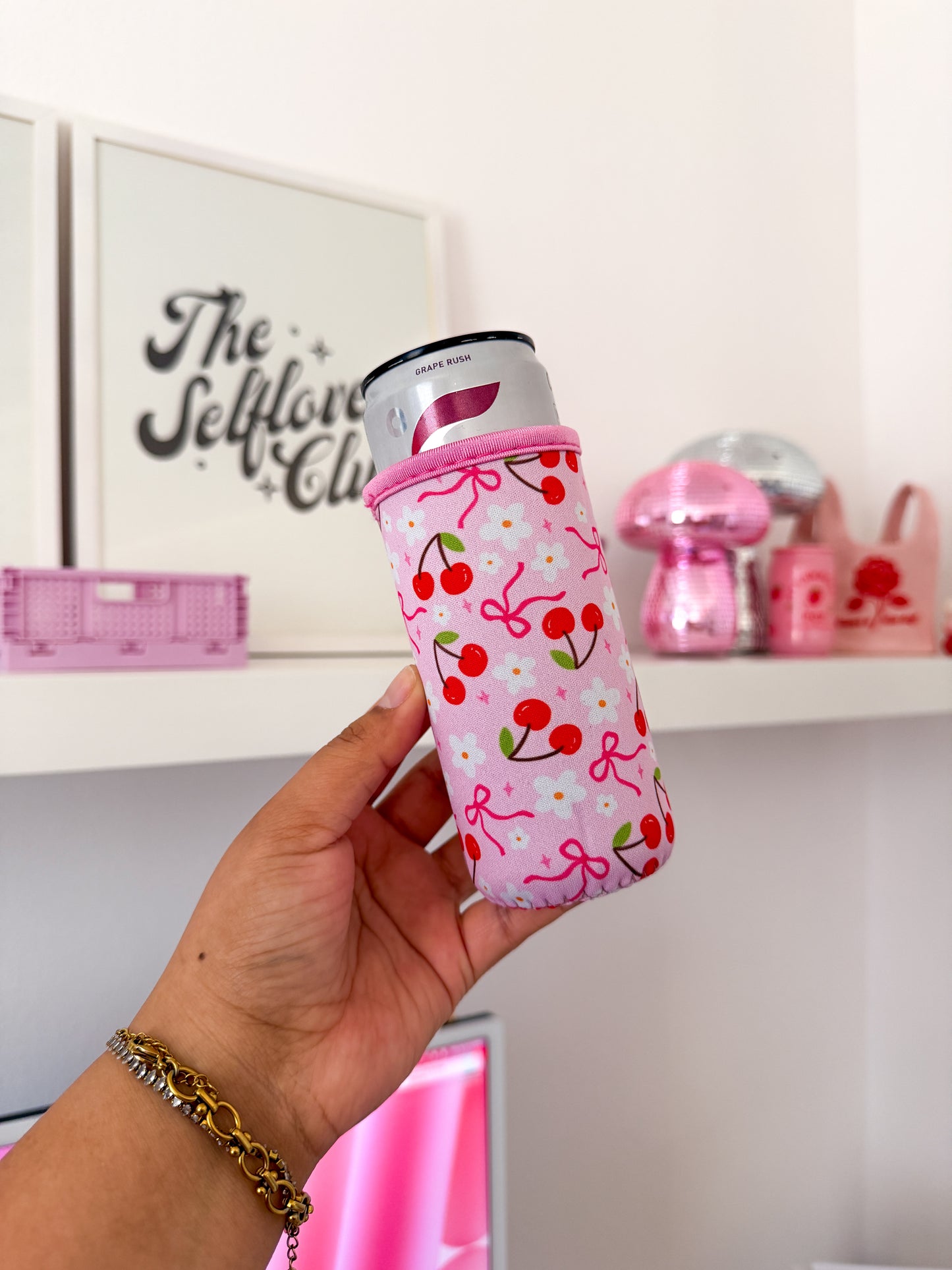Cherry and Bows - Slim can Sleeve set of 4