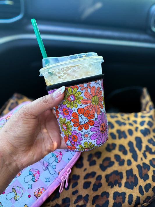 Spooky vibes - Coffee sleeve